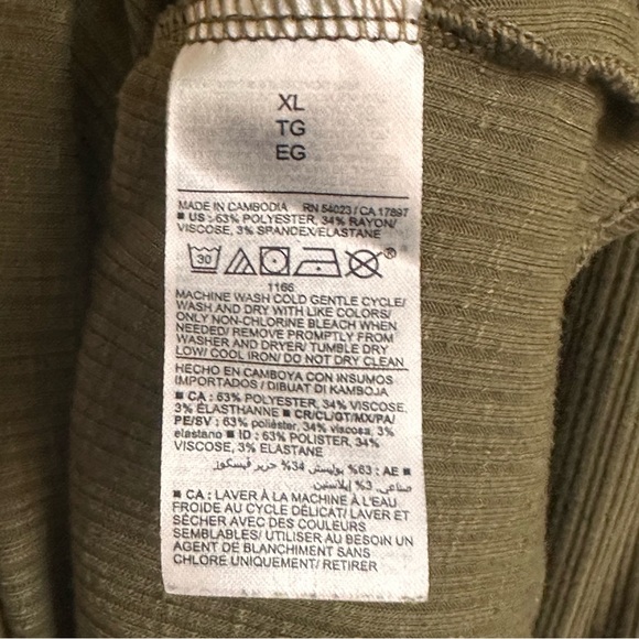 SOLD Old Navy Green Luxe Sleeveless Top Women’s Size XL - Picture 4 of 4